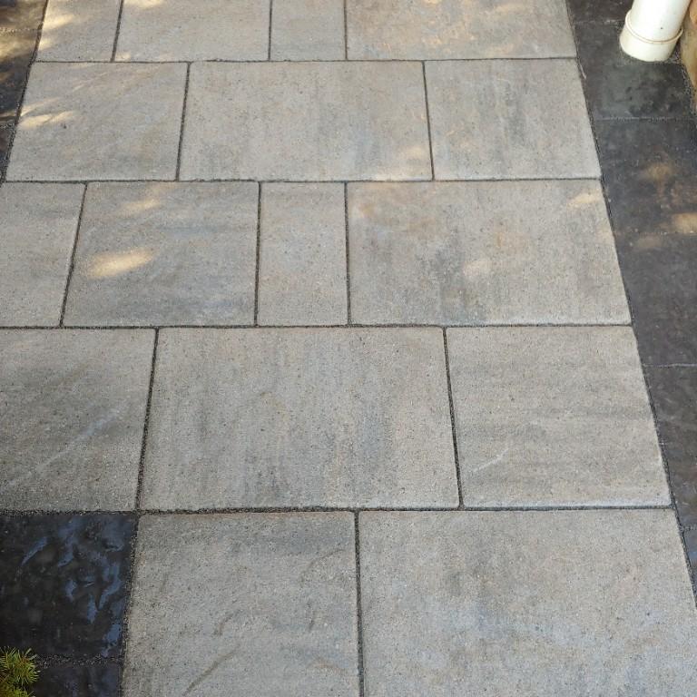 Landscaping interlock services in Brampton - Image 12