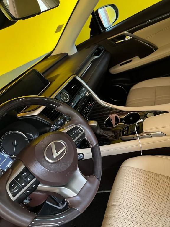4007 Lexus RX 350 2020 à Douala - Photo 5