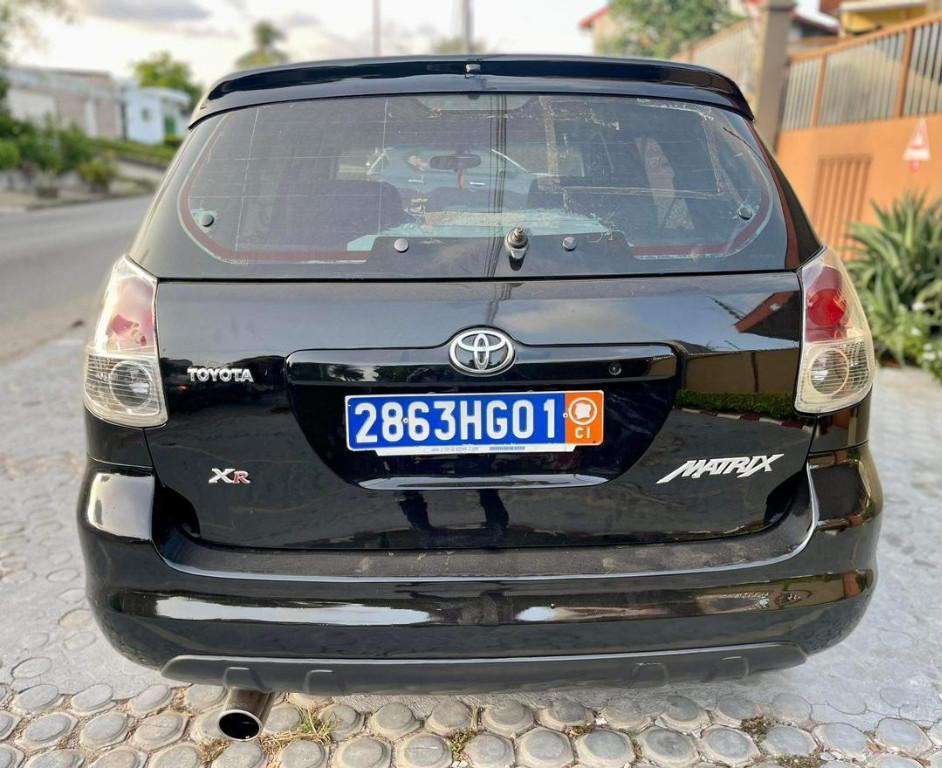 TOYOTA MATRIX XR à Abidjan - Photo 2