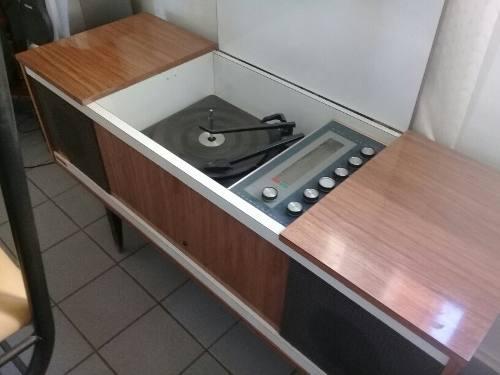 SERVICIO DE REPARACIÓN DE TOCADISCOS / CASSETTERAS / 8 TRACK / en San Bernabé - Imagen 4