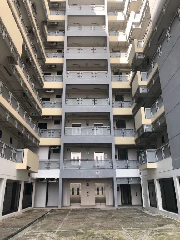 Boon Lay Dr Queen Bed Studio Room For Rent in Pioneer - Image 10