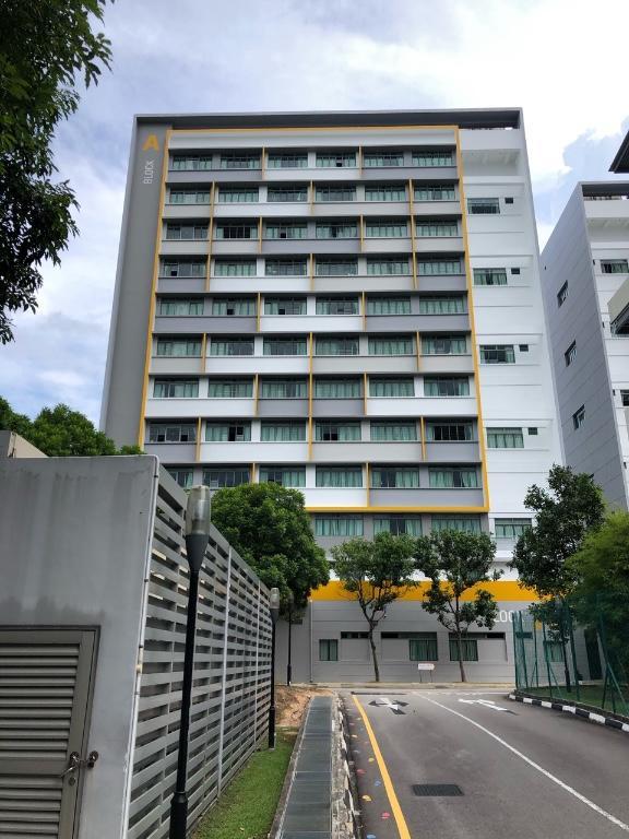 Boon Lay Dr Queen Bed Studio Room For Rent in Pioneer - Image 11