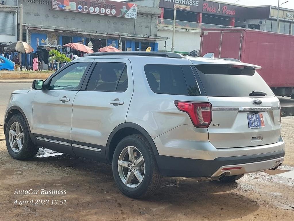 Ford Explorer 17 à Abidjan - Photo 5