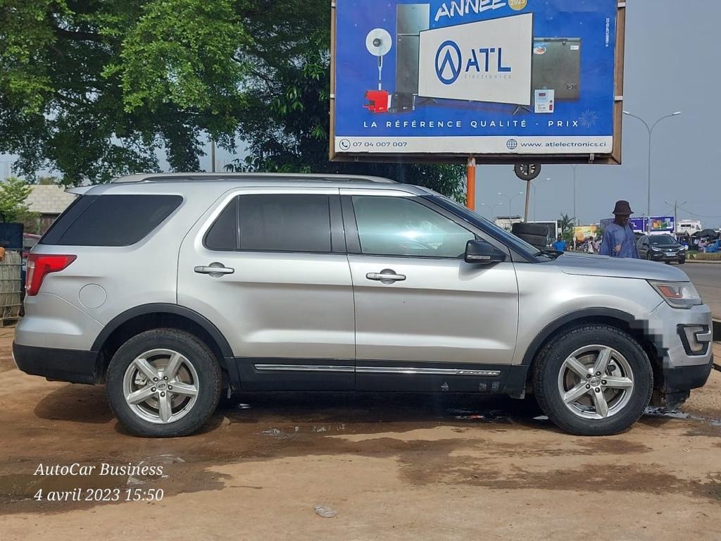 Ford Explorer 17 à Abidjan - Photo 7