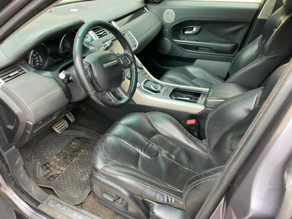 Land Rover Évoque 2017 à Abidjan - Photo 8