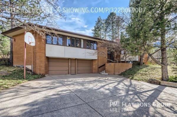 Landmark Mid Centruy Executive Rental in Dallas - Image 1