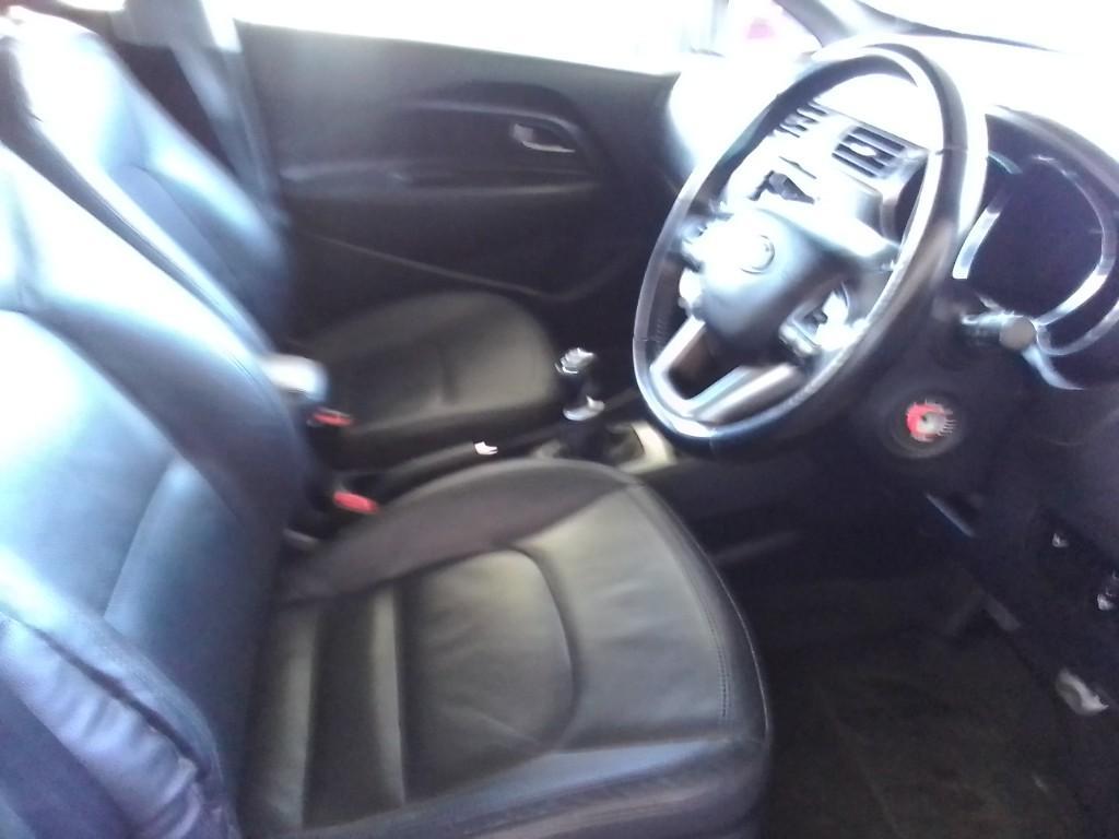 2014 Kia Rio 1.4 Engine Capacity Teach with Manuel Transmission in Bedfordview - Image 20
