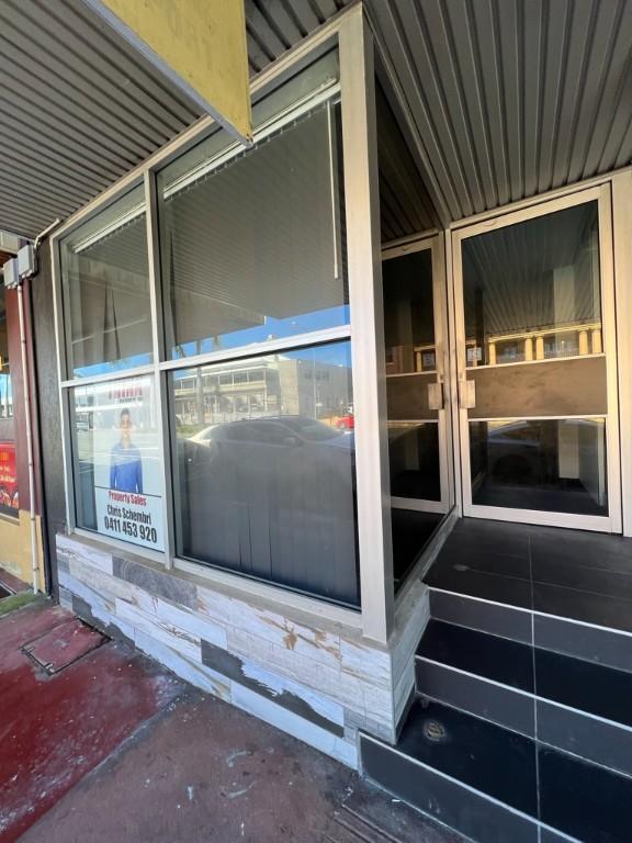 OFFICE SPACE AVAILABLE TO RENT OPPOSITE THE MACKAY COURTHOUSE! in Mackay - Image 9