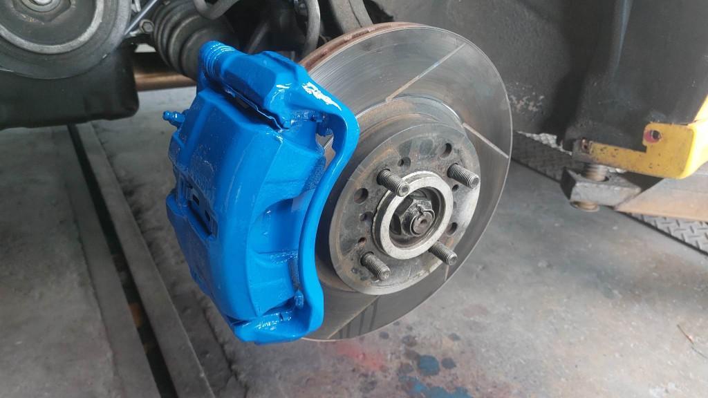 Brake caliper spray spoon Blue in Kampung Pasir Gudang Baru - Image 2