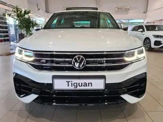 2021 Volkswagen Tiguan R in Warden - Image 1