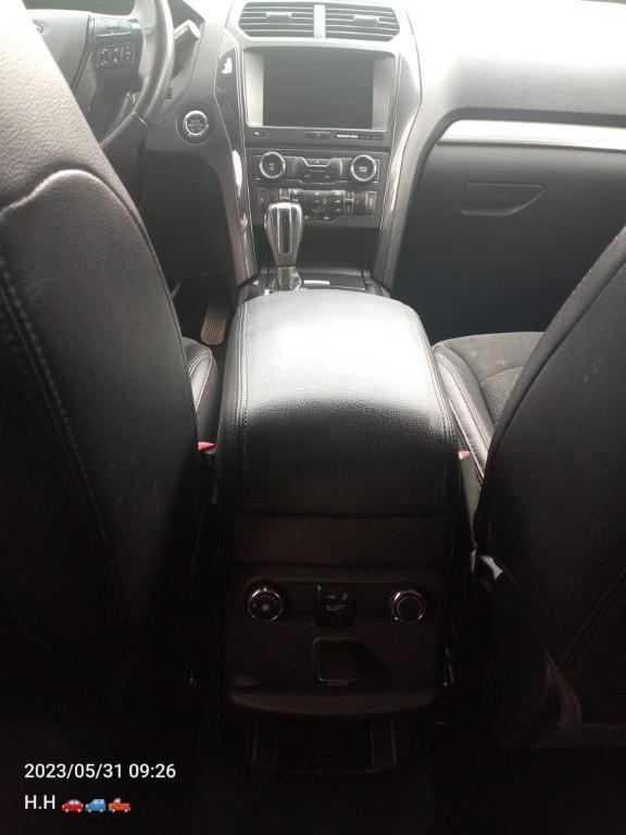 Ford Explorer Mod 2018 à Abidjan - Photo 9