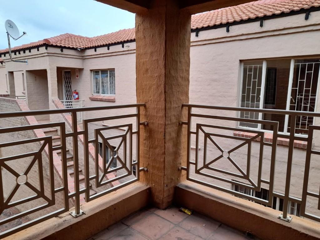 Available Three Bedroom Flat To Rent In Lower Bo Dorp in Rustenburg - Image 3