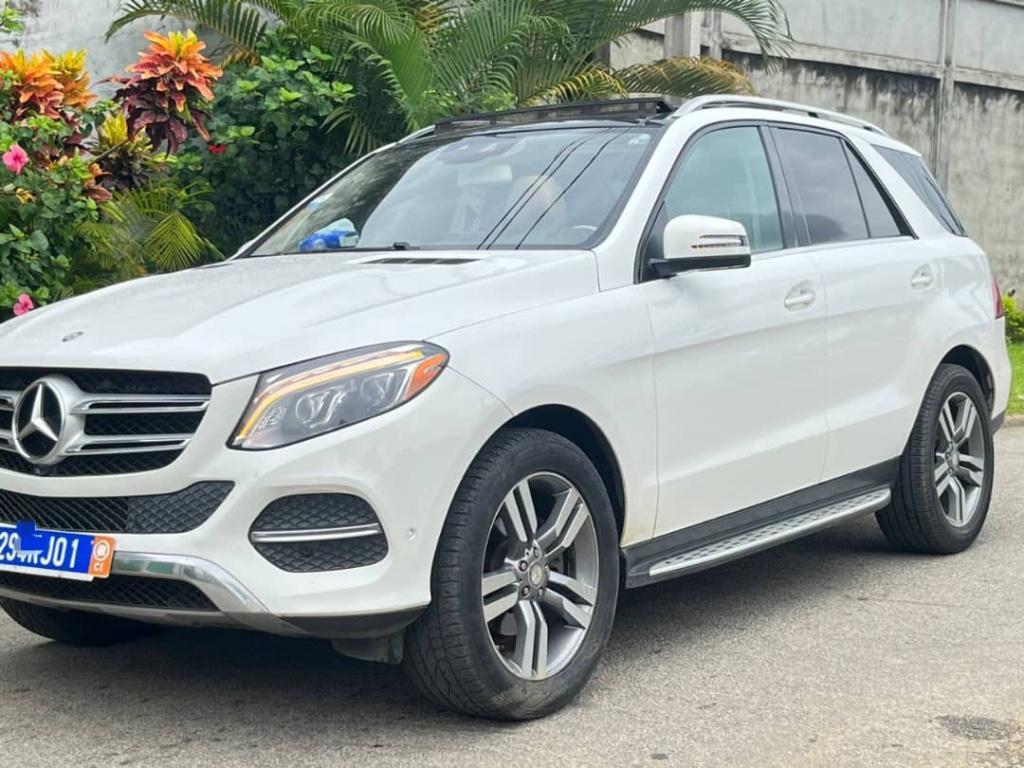 Mercedes Gle 43 à Abidjan - Photo 5