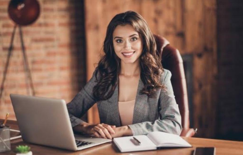 Customer Relationship Manager (CRM) in Ghātkopar - Image 1