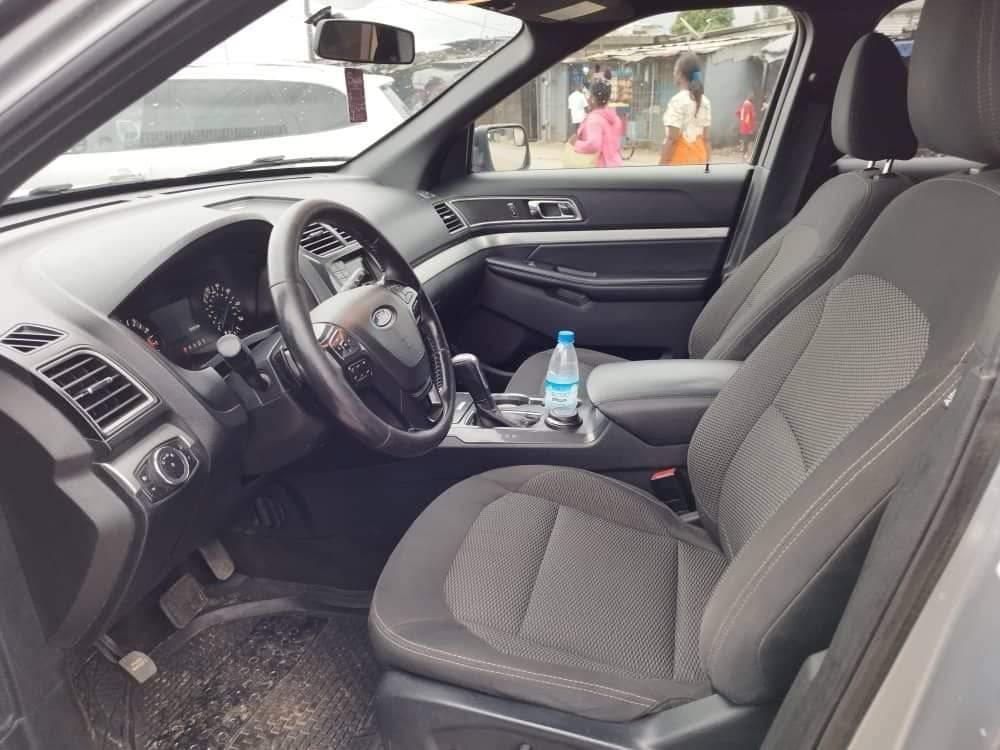 Ford explorer 2017 à Abidjan - Photo 6