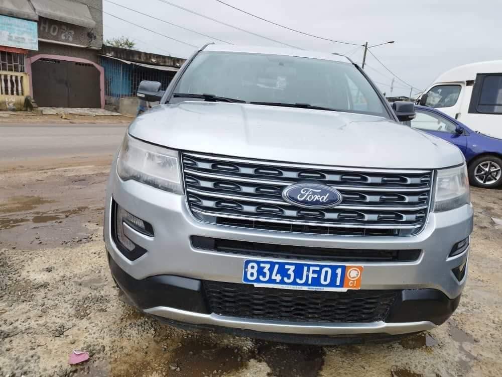 Ford explorer 2017 à Abidjan - Photo 7