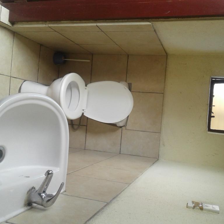 ROOM TO RENT IN THOKOZA EXT5 in Katlehong - Image 4