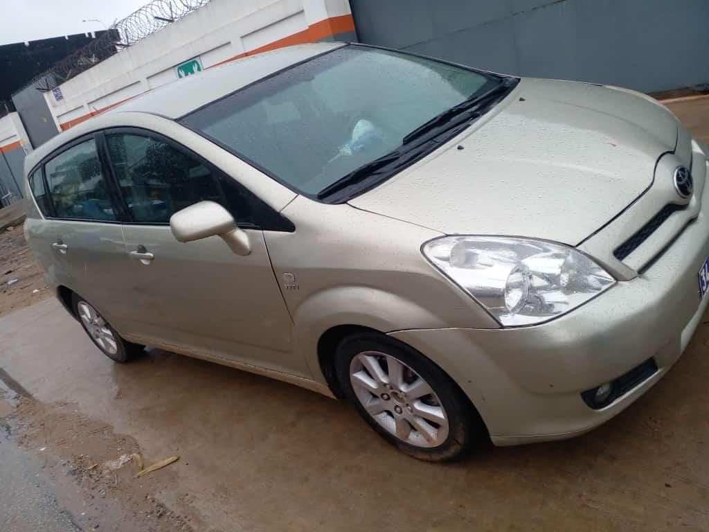 TOYOTA VERSO 7 PLACES à Abidjan - Photo 7