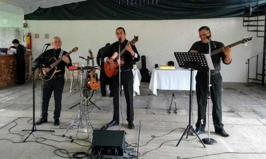 CONTRATACIONES DE TRIOS, TRIO Y DUETO ROMANTICO MUSICAL en Los Reyes Acozac - Imagen 2