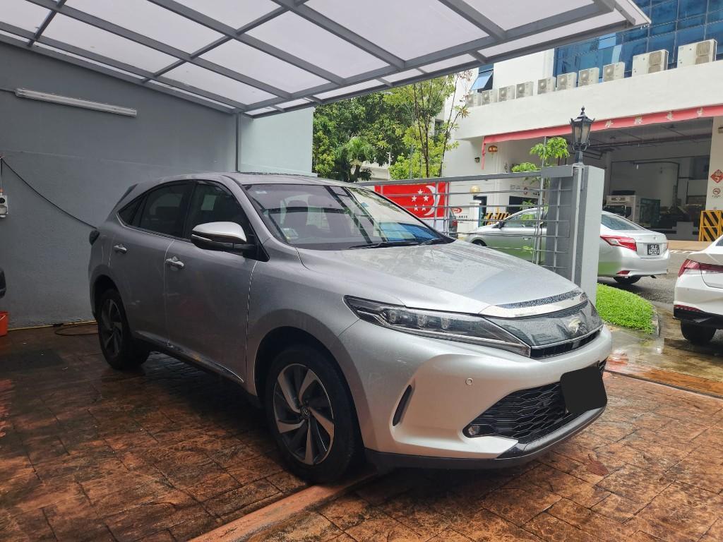 Toyota Harrier CAR RENTAL in Queenstown - Image 1