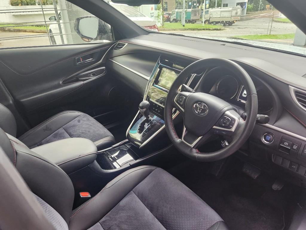 Toyota Harrier CAR RENTAL in Queenstown - Image 5