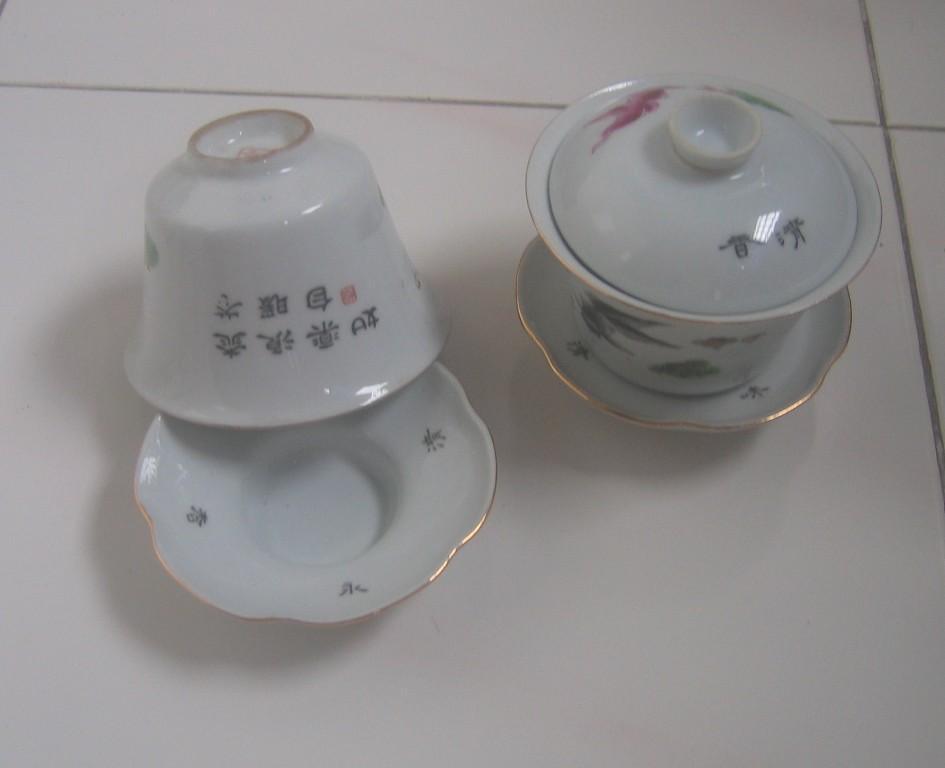 Assorted Tea Pots Set , Chinese Tea Cups and Drainer in Toa Payoh - Image 8