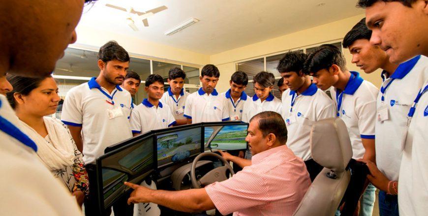 Commercial Light Vehicle Driver Training Program in Okhla - Image 1