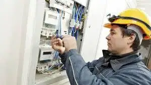 TECNICO ELECTRICISTA PROFESIONAL en Malambo - Imagen 2