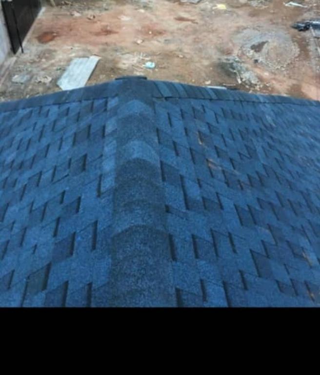 SHINGLES ROOFING FOR SALE AT ¢600 PER PACK PER in Ashiaman - Image 3