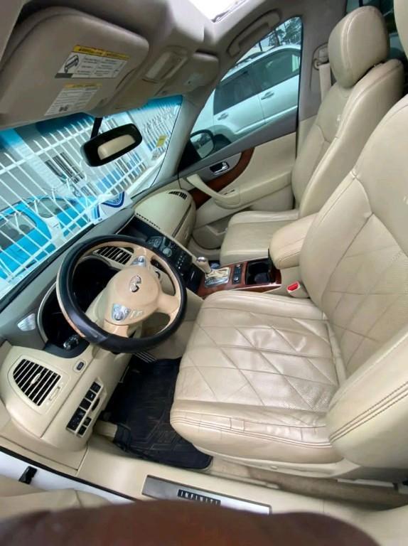4246 Infiniti FX35 à Douala - Photo 9