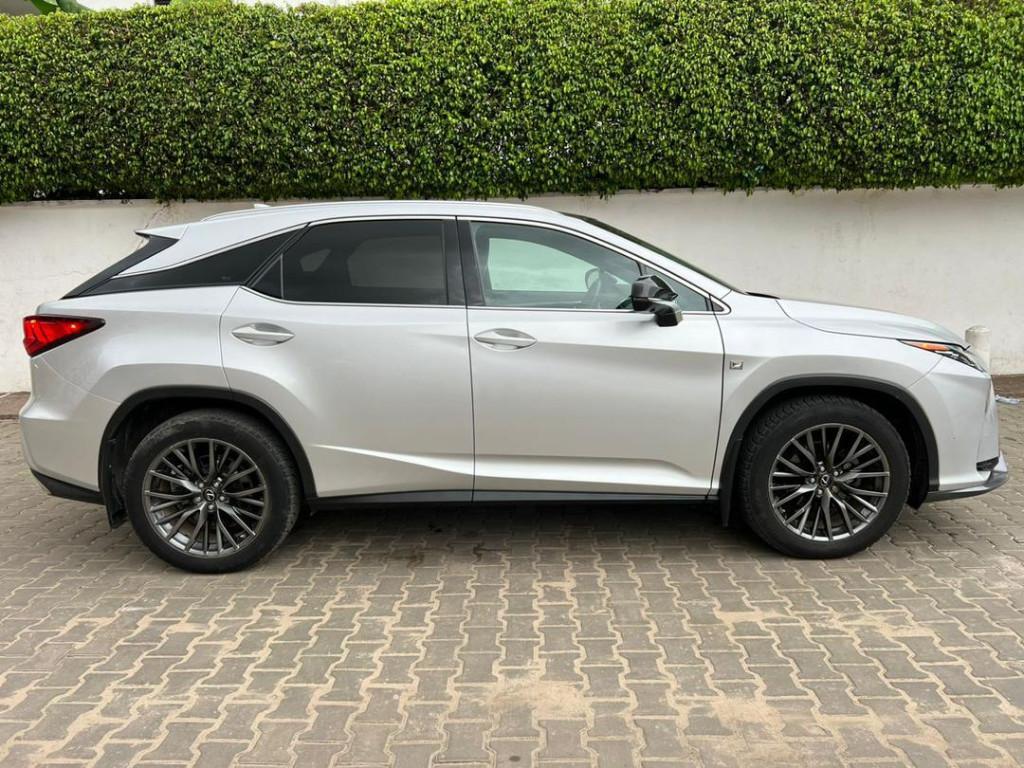LEXUS RX350 F-Sport 2018 à Abidjan - Photo 4