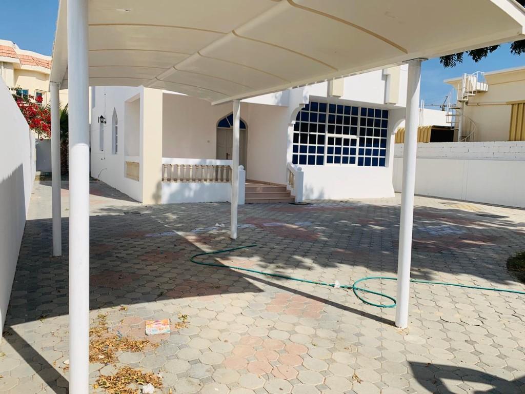 Villa For Rent in Fujairah Al Faseel in Fujairah - Image 16