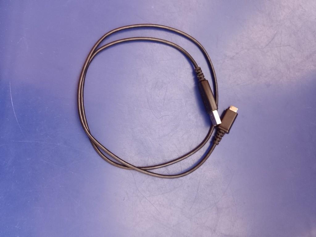 Práctico Cable cargador en Pasto - Imagen 1