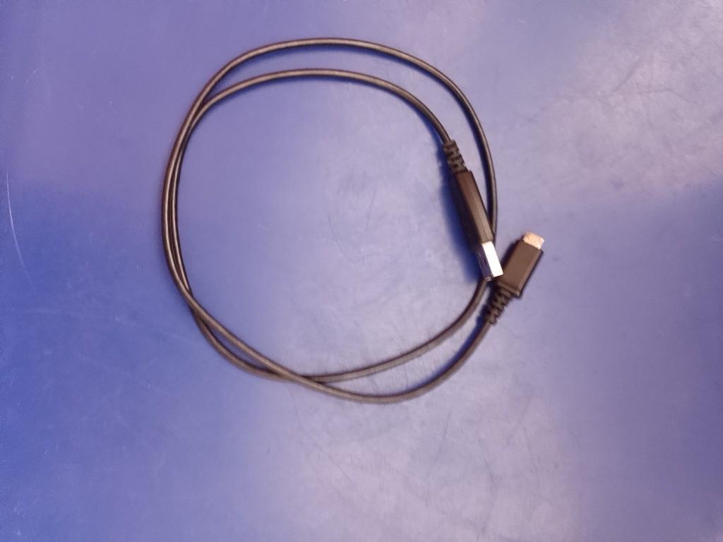 Práctico Cable cargador en Pasto - Imagen 2
