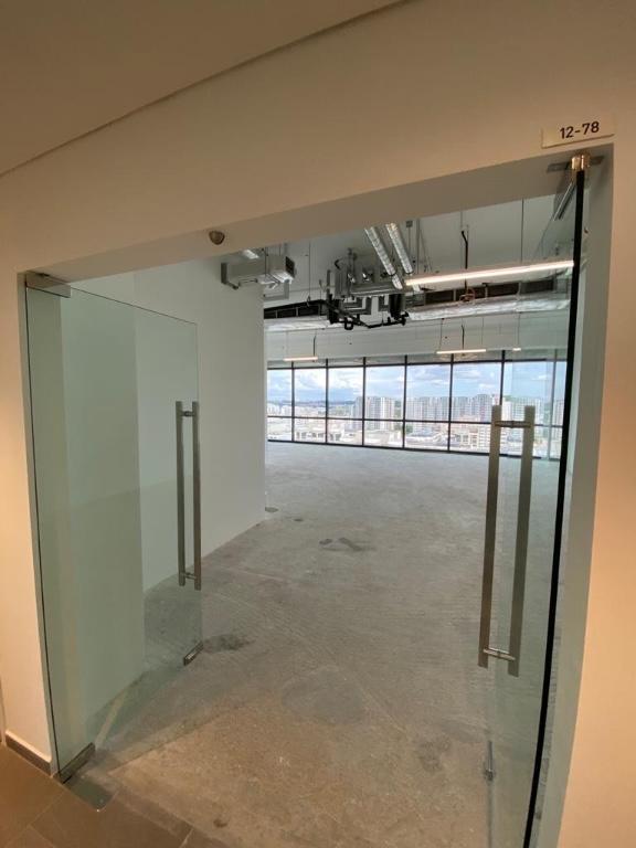 Woods Square Tower Prime Office For Rent in Jurong West - Image 1
