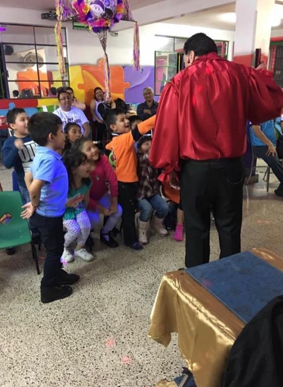El Mejor Show Para tu Fiesta Infantil solo con Mago Rolando en Naucalpan - Imagen 1