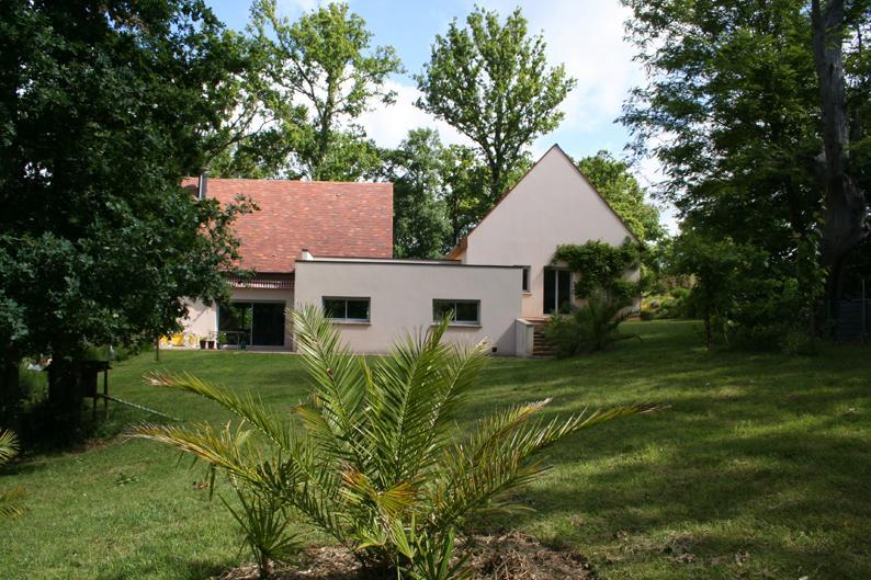 MAISON 7 PIECES ET DEPENDANCE à Périgueux - Photo 2