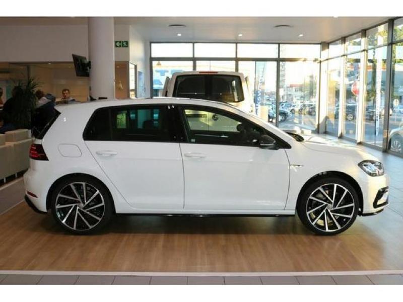 2019 VW Golf R LINE in Cape Town - Image 7