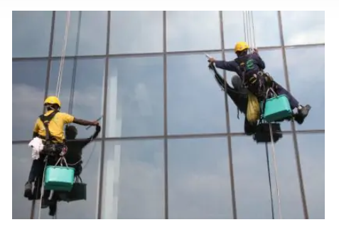 Rope Access Cleaning Services | Rope Access Window Cleaning | NA in United Arab Emirates - Image 1