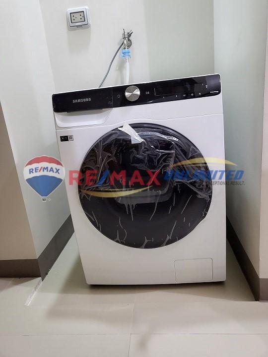 MONS152 - Uptown Parksuites For Rent in Putatan - Image 7