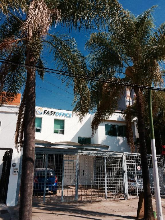 OFICINA PRIVADA EN AV LAS ROSAS FRENTE AL HOTEL ONE en Ixtlahuacán de los Membrillos - Imagen 13