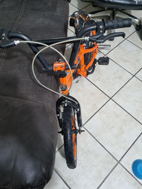 Bicicleta Mongoose Mutant R16 excelente estado en Tacuba - Imagen 5