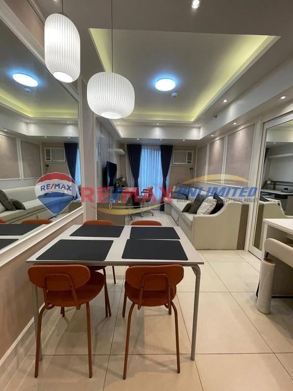 For Rent, Ready for Occupancy The Vantage at Kapitolyo in Quezon City - Image 2
