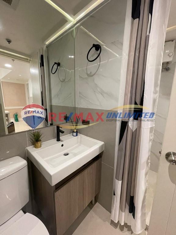 For Rent, Ready for Occupancy The Vantage at Kapitolyo in Quezon City - Image 18