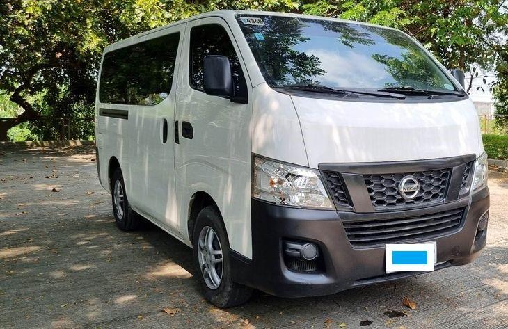 VAN FOR RENT AT VERY AFFORDABLE PRICE! CALL 09989632040 in Alabang - Image 1