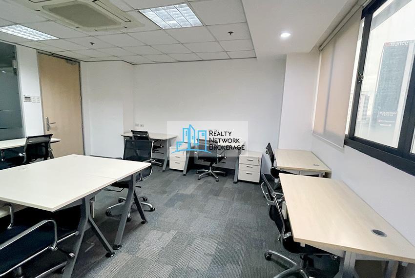 10 Seater in 2Quad For Rent in Cebu City - Image 1