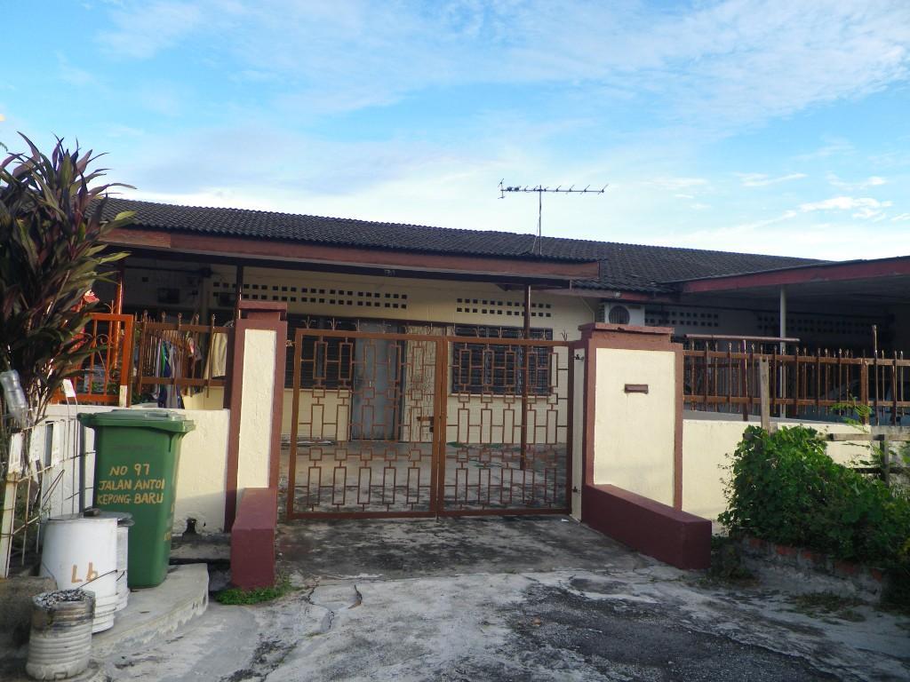 Kuala Lumpur Kepong Baru 1-sty Intermediate House For Sale in Ladang Seri Kundang - Image 4