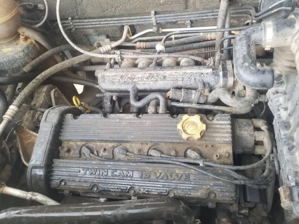 I'4824 Land Rover 2000 à Douala - Photo 1