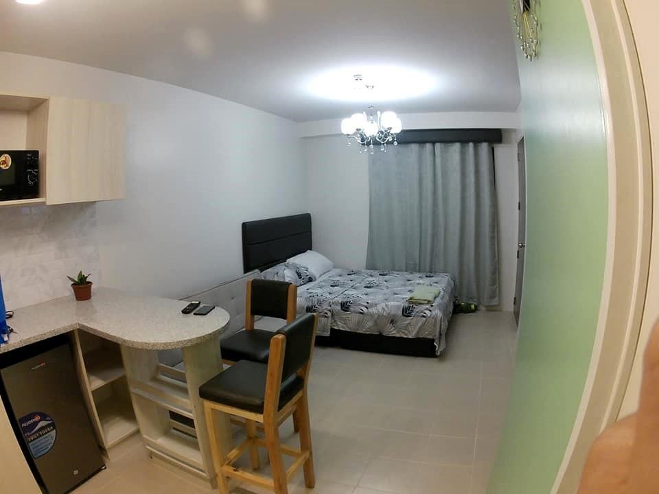 For Rent Fully Furnished Condo in Plumera Mactan Condominium in Boac - Image 10