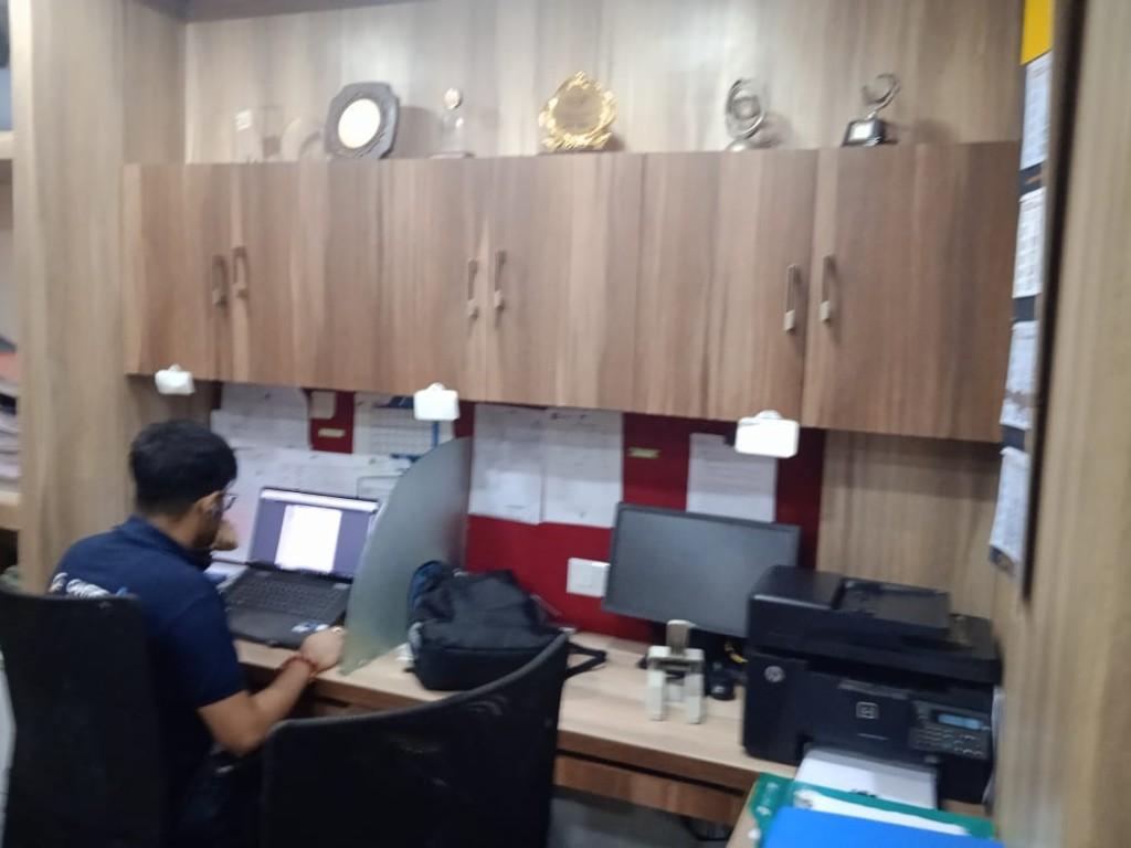 Fully Furnished Commercial Office For Rent at Rash Bihari in Jādabpur - Image 5